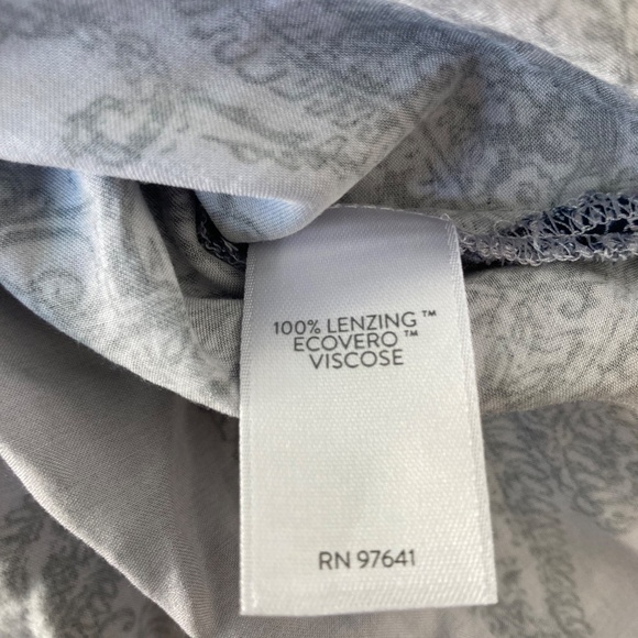 J.Jill PureJill Women's Large Paisley Print Blouse Top V Neck Periwinkle - Picture 6 of 8